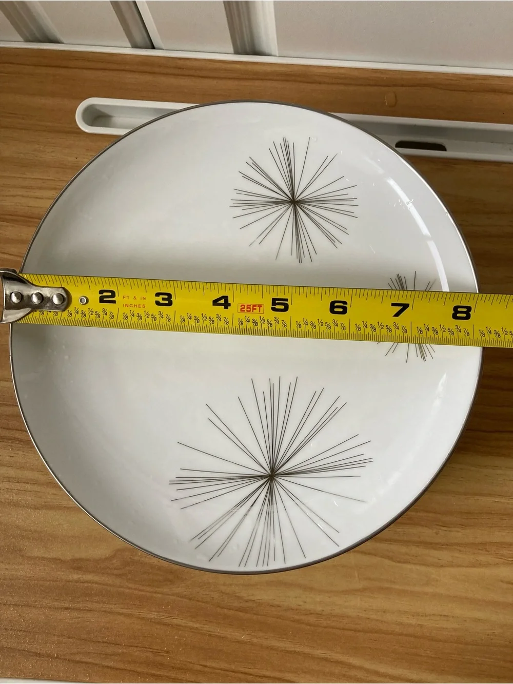 Pier 1 Atomic Starburst White Silver Porcelain MCM Style 6 Salad Dessert Plates
